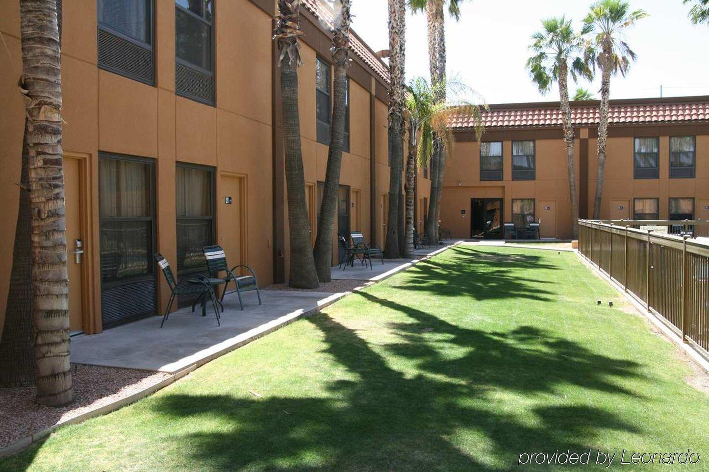Hampton Inn & Suites Scottsdale On Shea Blvd Esterno foto